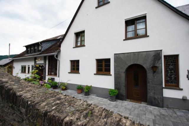 Wein Und Gastehaus Marlene Pohl Hotel Kinheim Exterior foto
